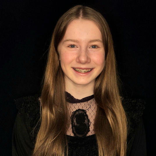 Lucy Ouimet head shot