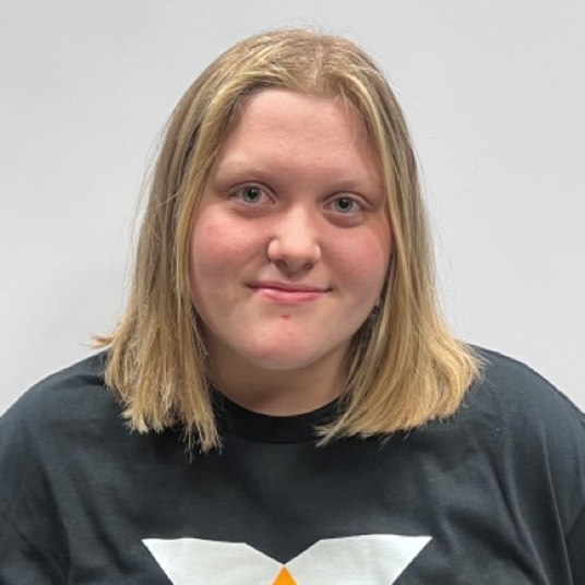 Molly Burnett head shot
