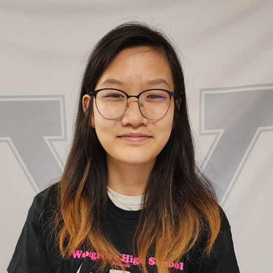 Evelyn Phan head shot