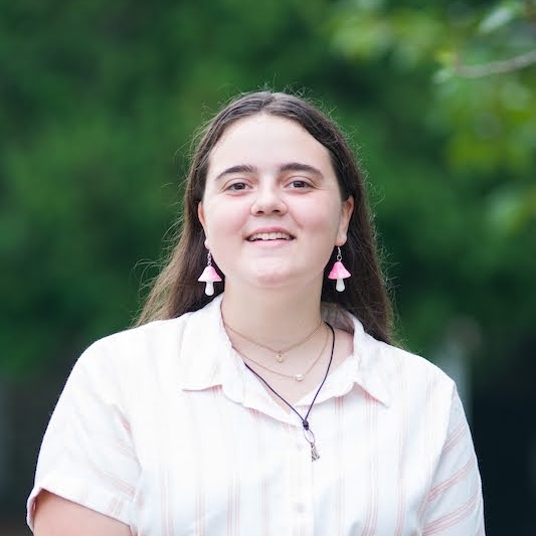 Alli Byrne head shot