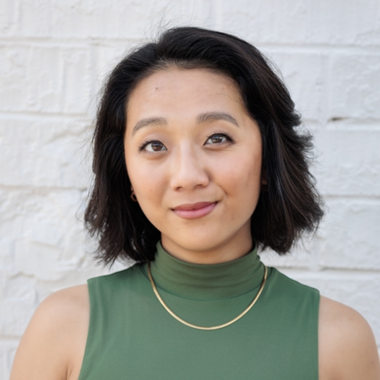 Alicia Zheng head shot