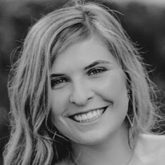 Rylee Alspach head shot