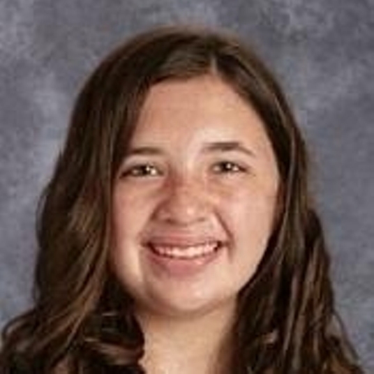 Hannah Kuhn head shot