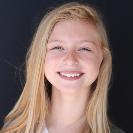 Cadence Grosch head shot