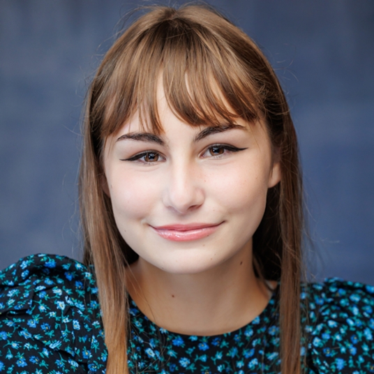 Zoey Lucas head shot