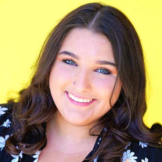 Maxine Levesque head shot