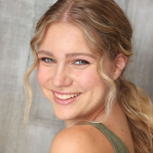 Stella Hunter head shot