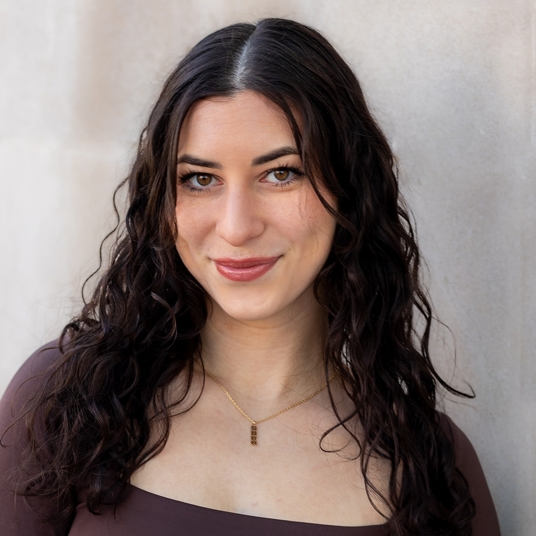 Sara Dolins head shot