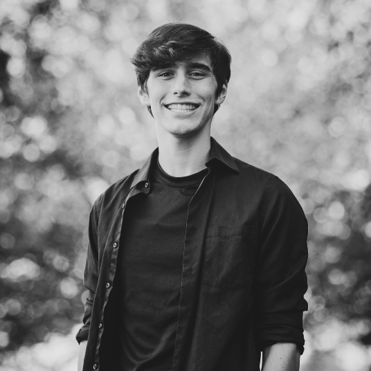 Justus Palumbo head shot