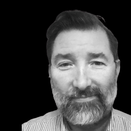 Lee Holmes head shot